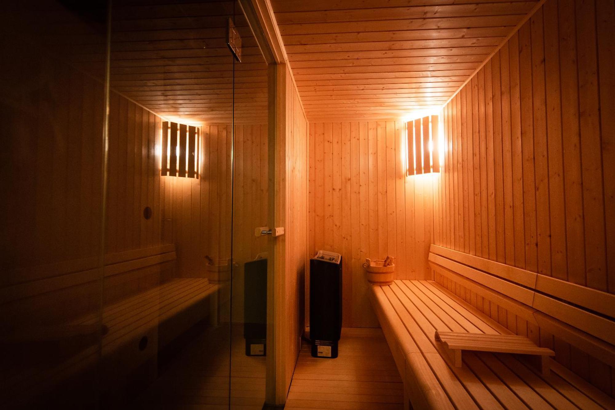 Zero Box Lodge Порто Екстериор снимка
